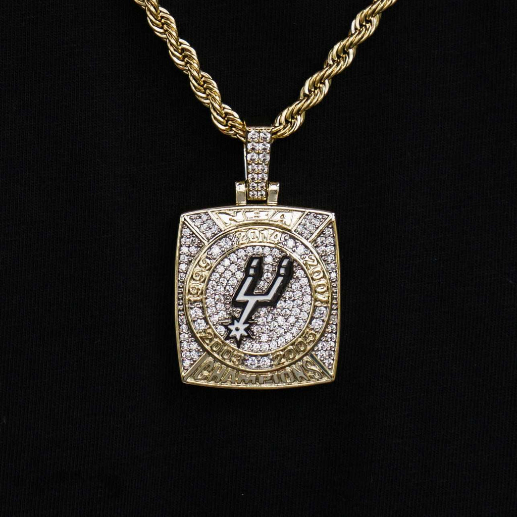 GLD PROMO San Antonio Spurs Championship Pendant - Yellow Gold