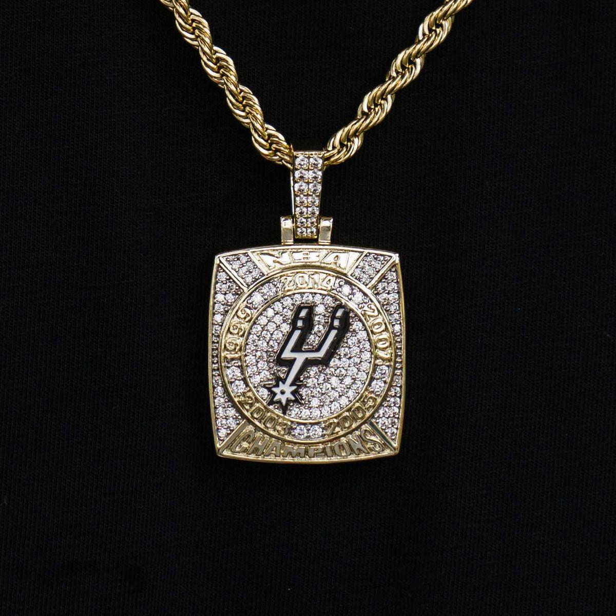 GLD PROMO San Antonio Spurs Championship Pendant - Yellow Gold