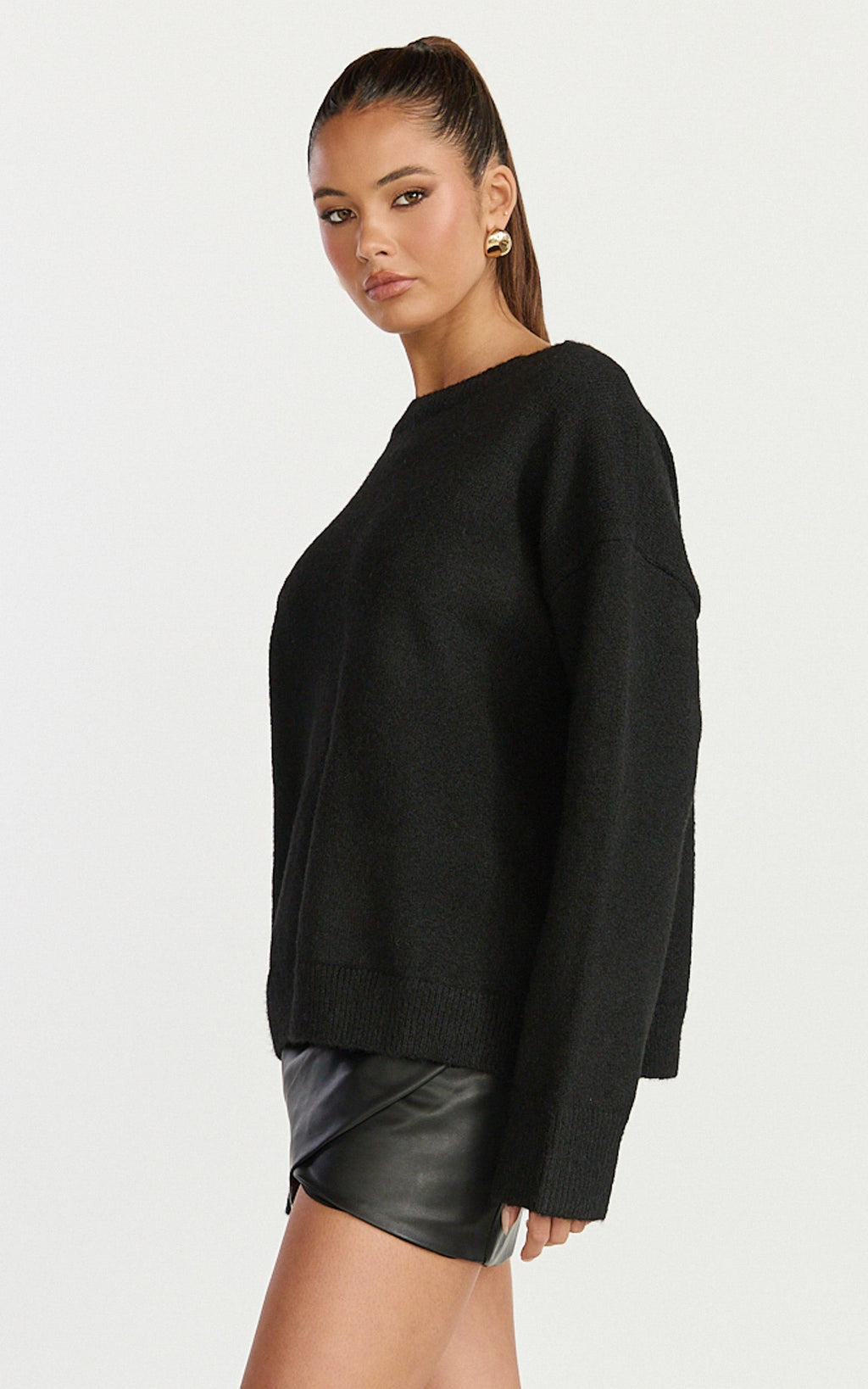 Amanda Jumper - Crew Neck Long Sleeve Knit Sweater in Black