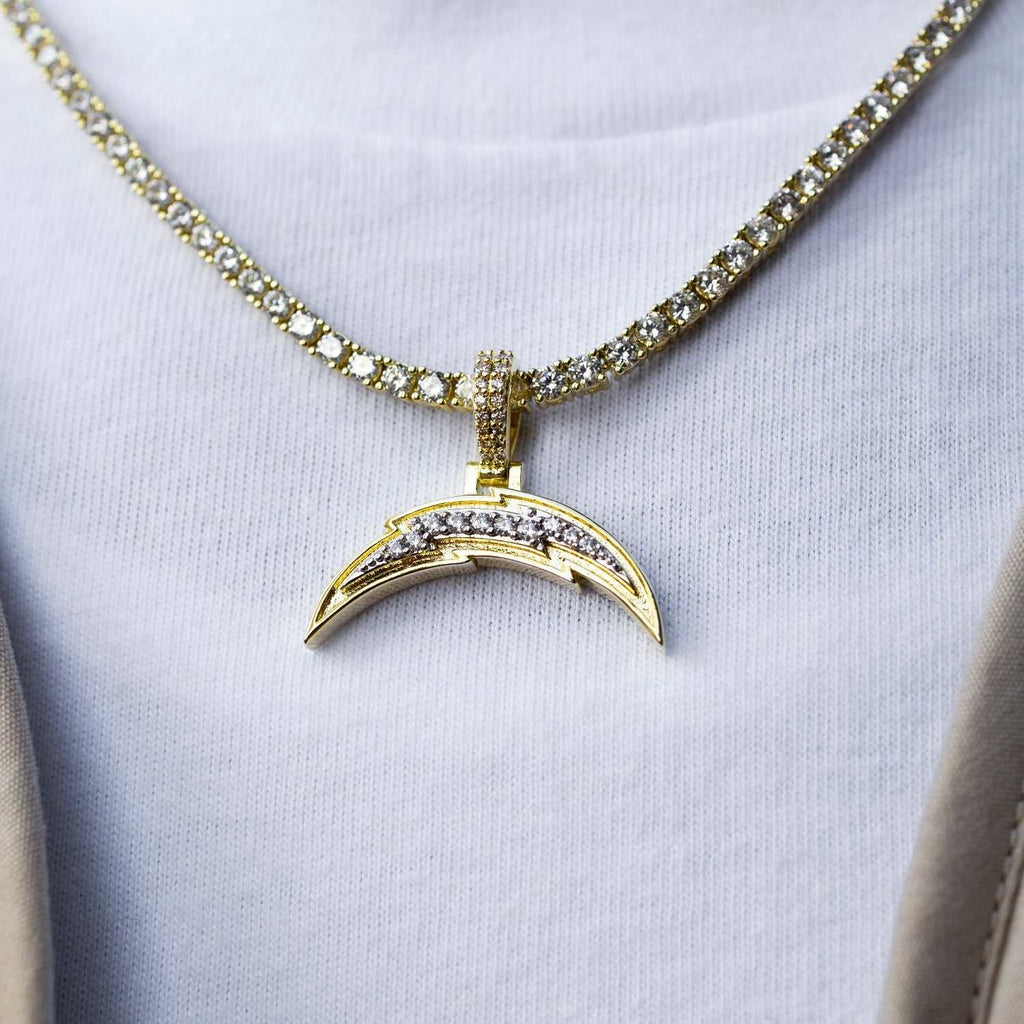 GLD Men Los Angeles Chargers Official NFL Micro Logo Pendant - Yellow Gold