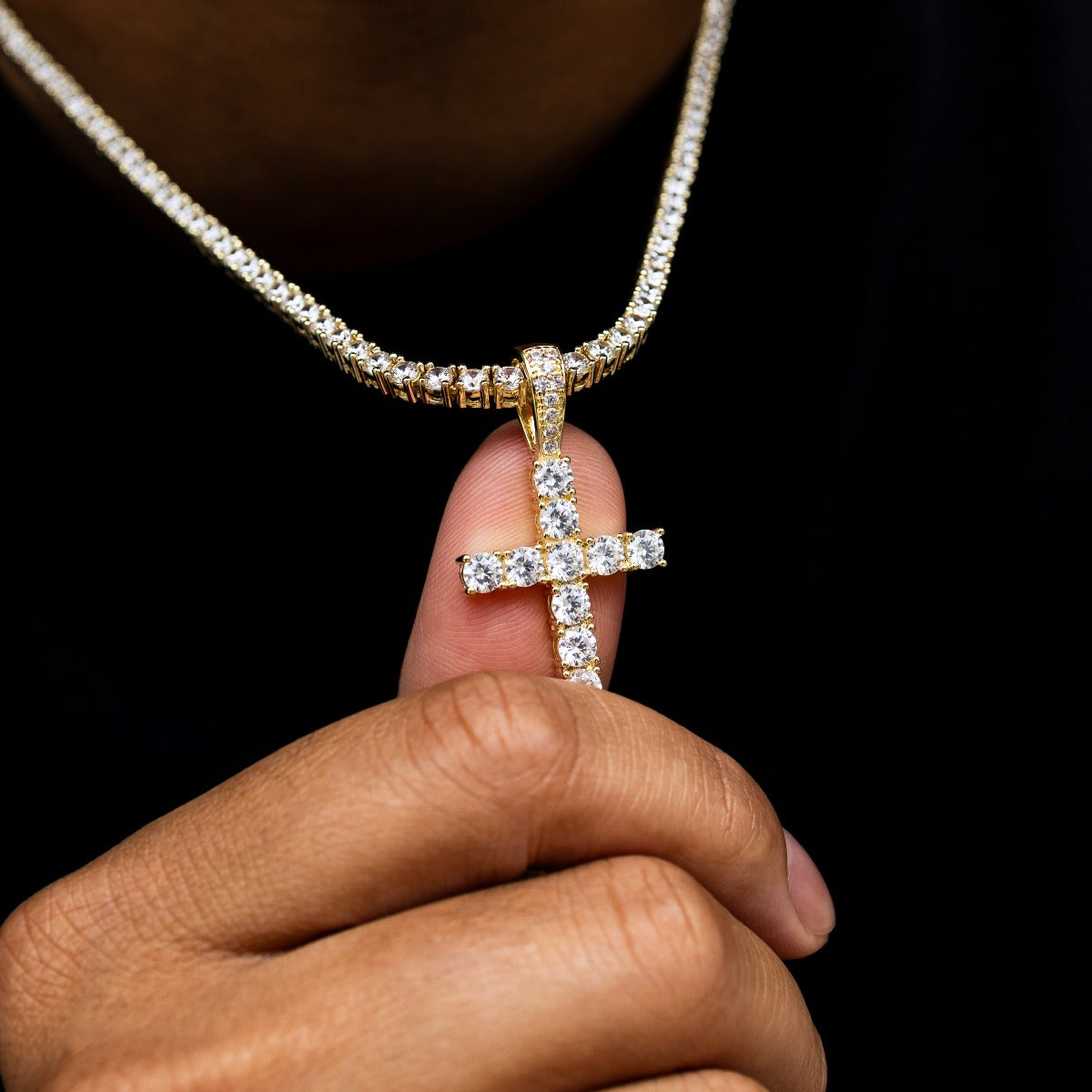 GLD PROMO Diamond Cross in Yellow Gold