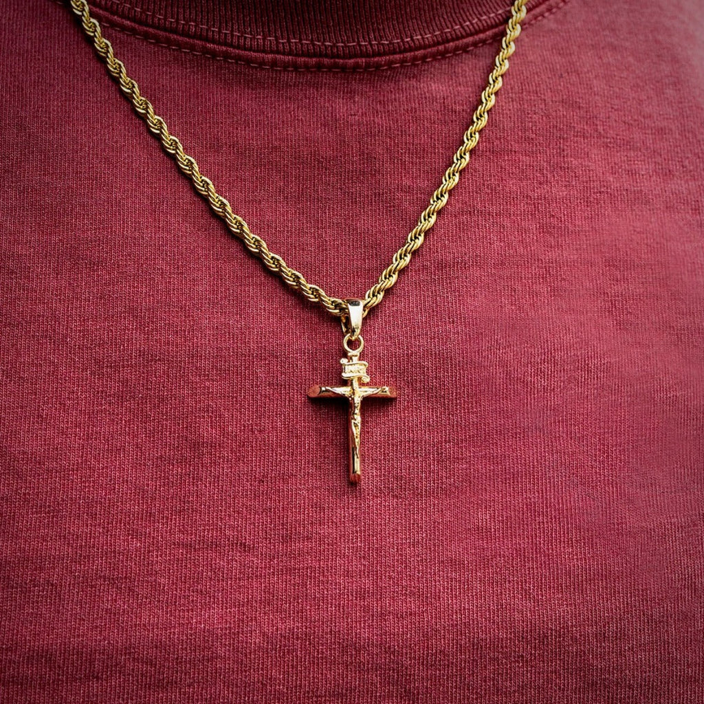 GLD PROMO Crucifix Cross Pendant in Yellow Gold