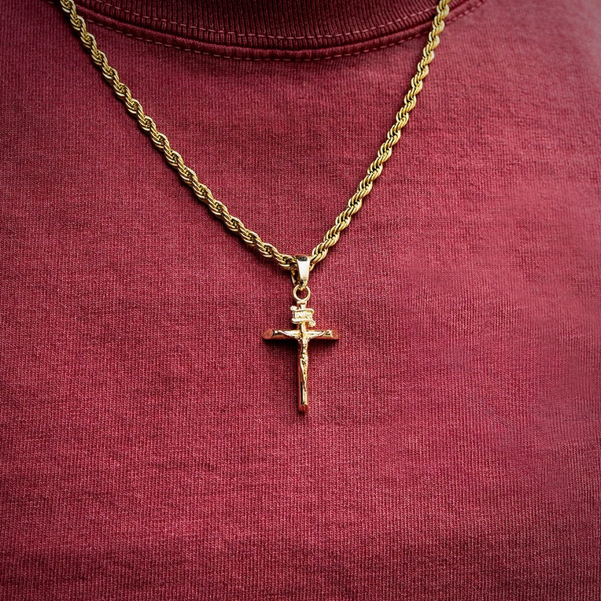 GLD PROMO Crucifix Cross Pendant in Yellow Gold