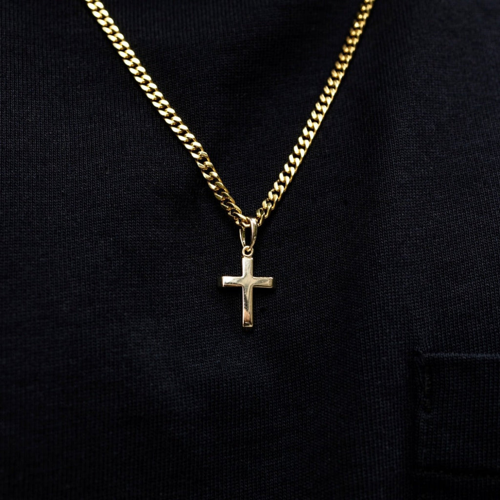 GLD PROMO Micro Simple Cross Pendant in Yellow Gold