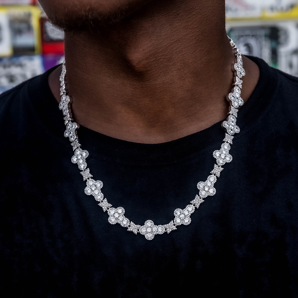GLD PROMO Rounded Cross Pave Star Chain