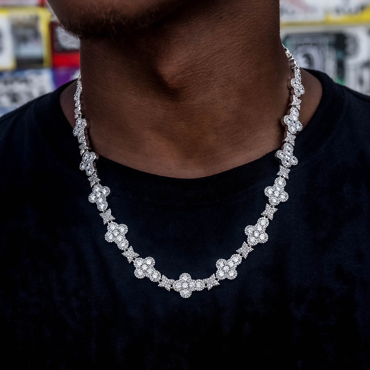 GLD PROMO Rounded Cross Pave Star Chain