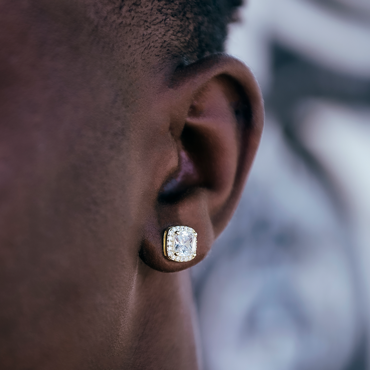 GLD PROMO Cushion Cut Earrings in Yellow Gold