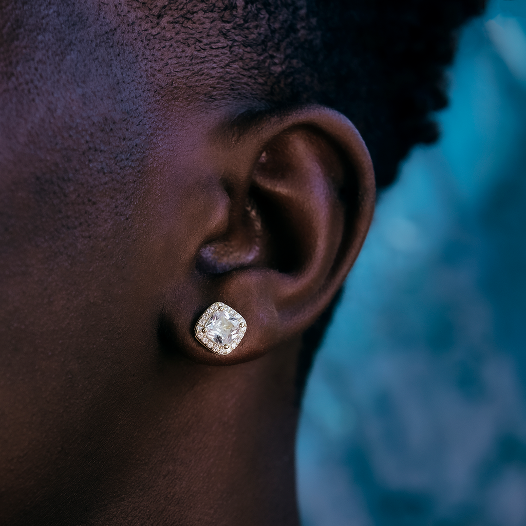 GLD PROMO Cushion Cut Earrings in Yellow Gold