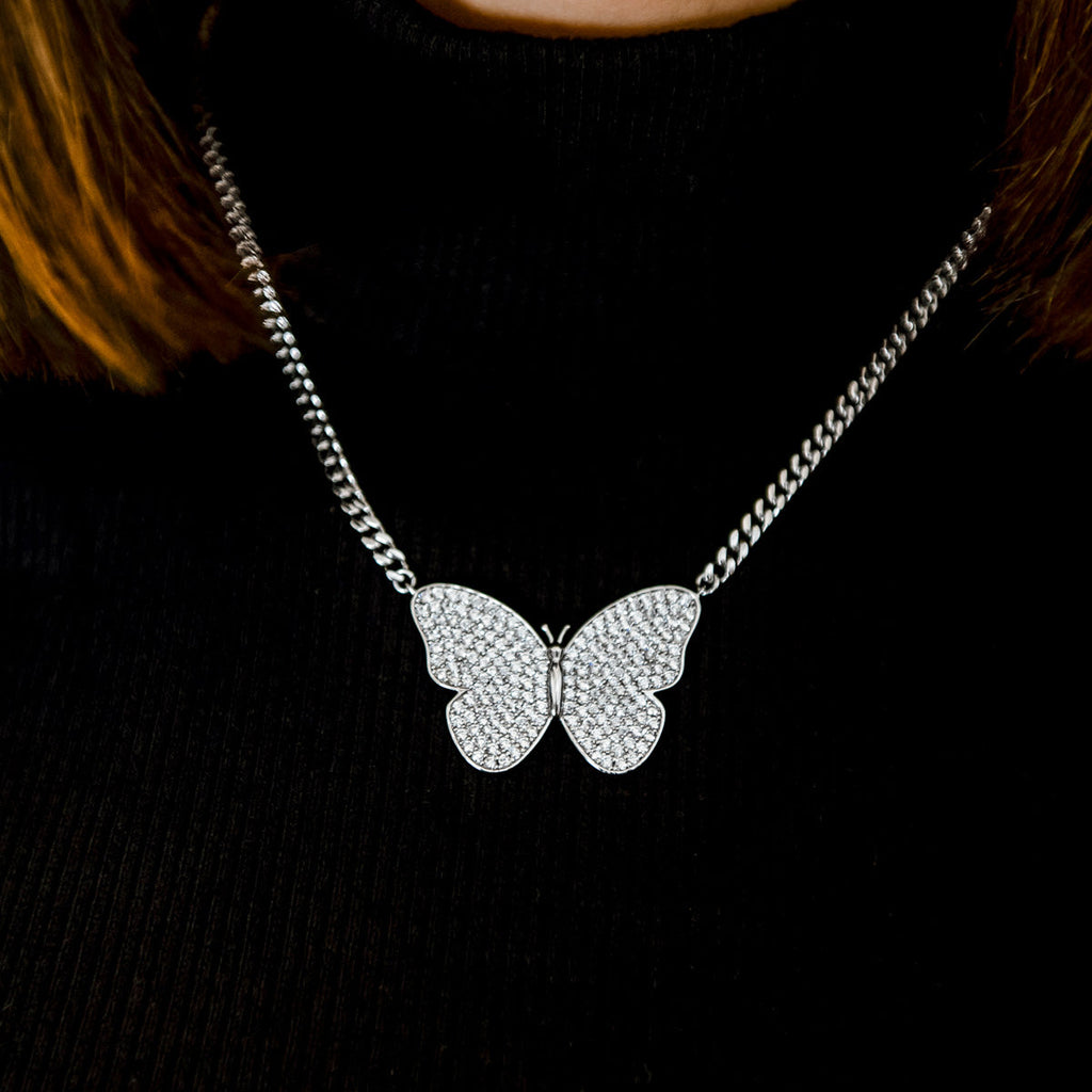 GLD PROMO - WOMEN Butterfly Necklace in White Gold