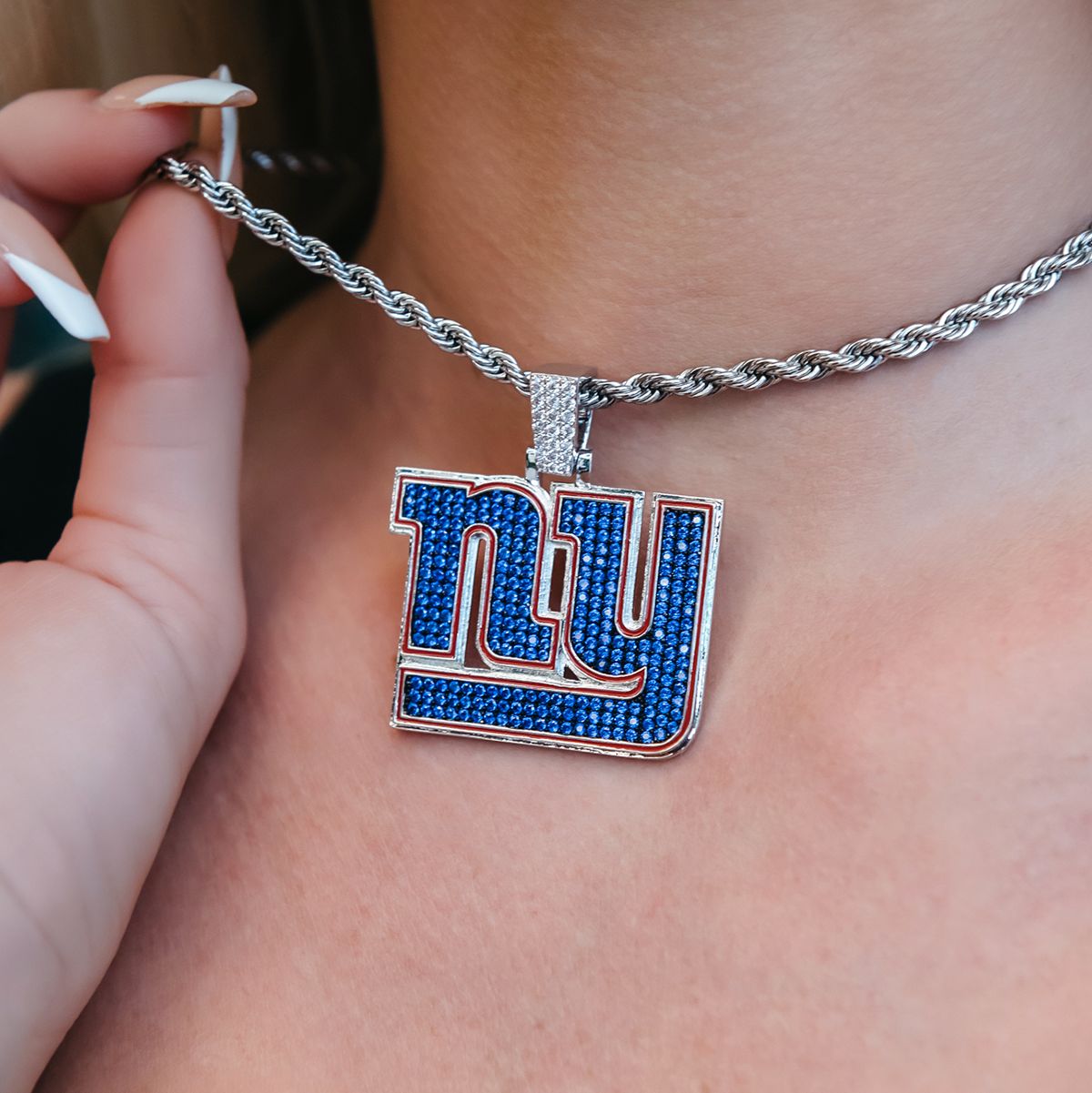 GLD Women New York Giants Official NFL Pendant