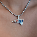 GLD Women New England Patriots Official NFL Pendant