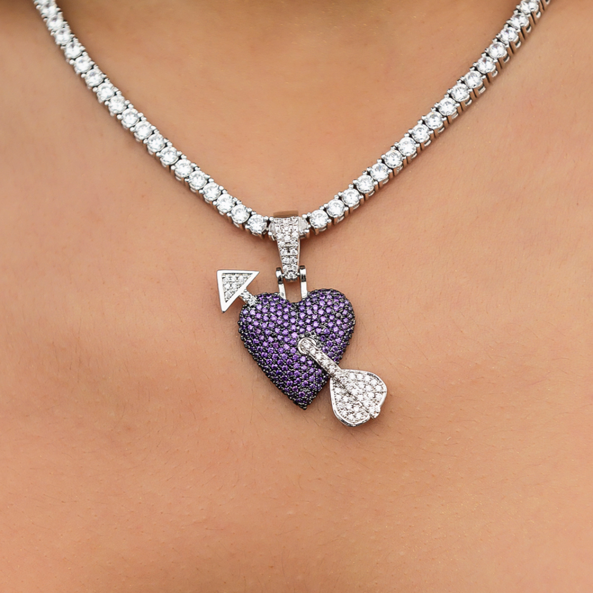 GLD Women Purple Heart Pendant in White Gold
