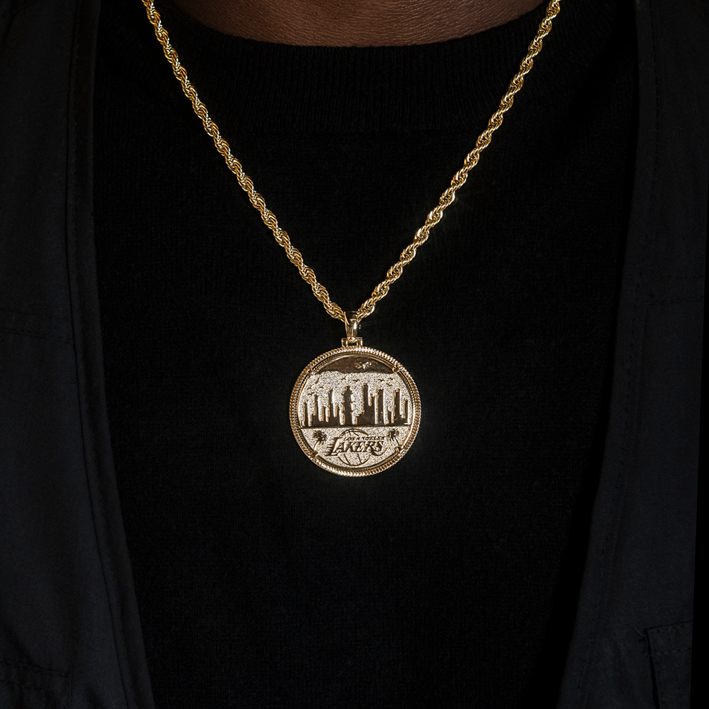 GLD Men Los Angeles Lakers Official NBA Coin Pendant