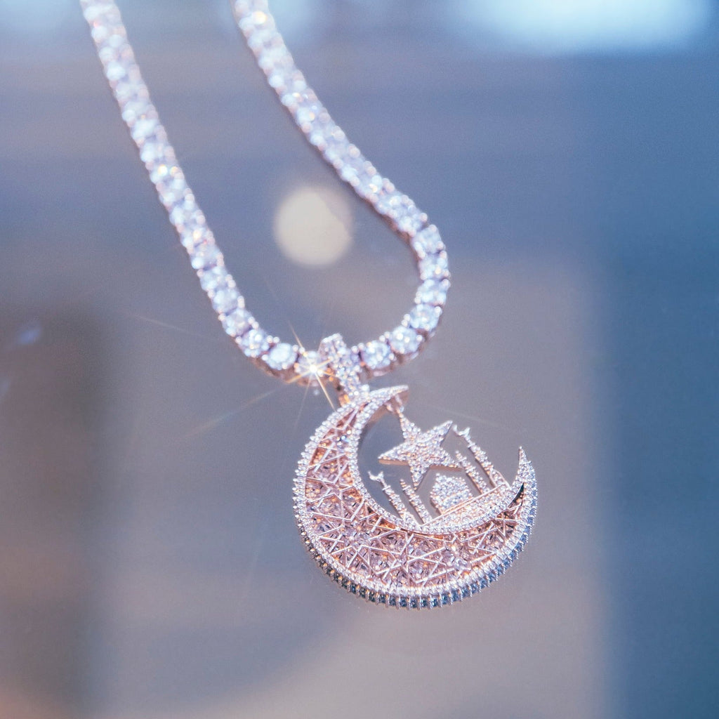 GLD Men Baguette Crescent Moon Pendant