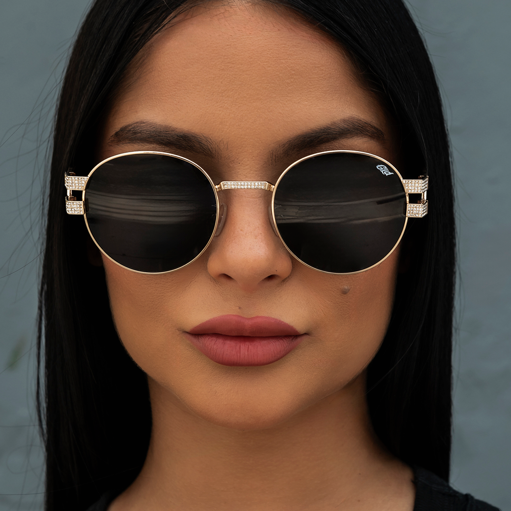 GLD PROMO - WOMEN Miami Avenue Sunglasses in Yellow Gold with Sunglass Chain