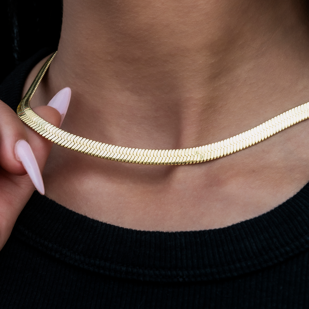 GLD PROMO - WOMEN Herringbone Necklace in Yellow Gold- 6mm