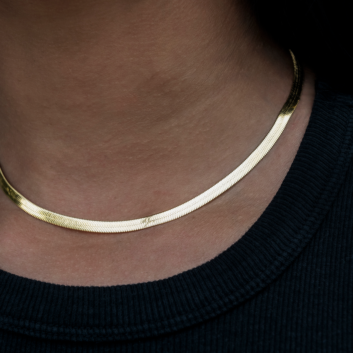 GLD PROMO - WOMEN Herringbone Necklace in Yellow Gold- 4mm