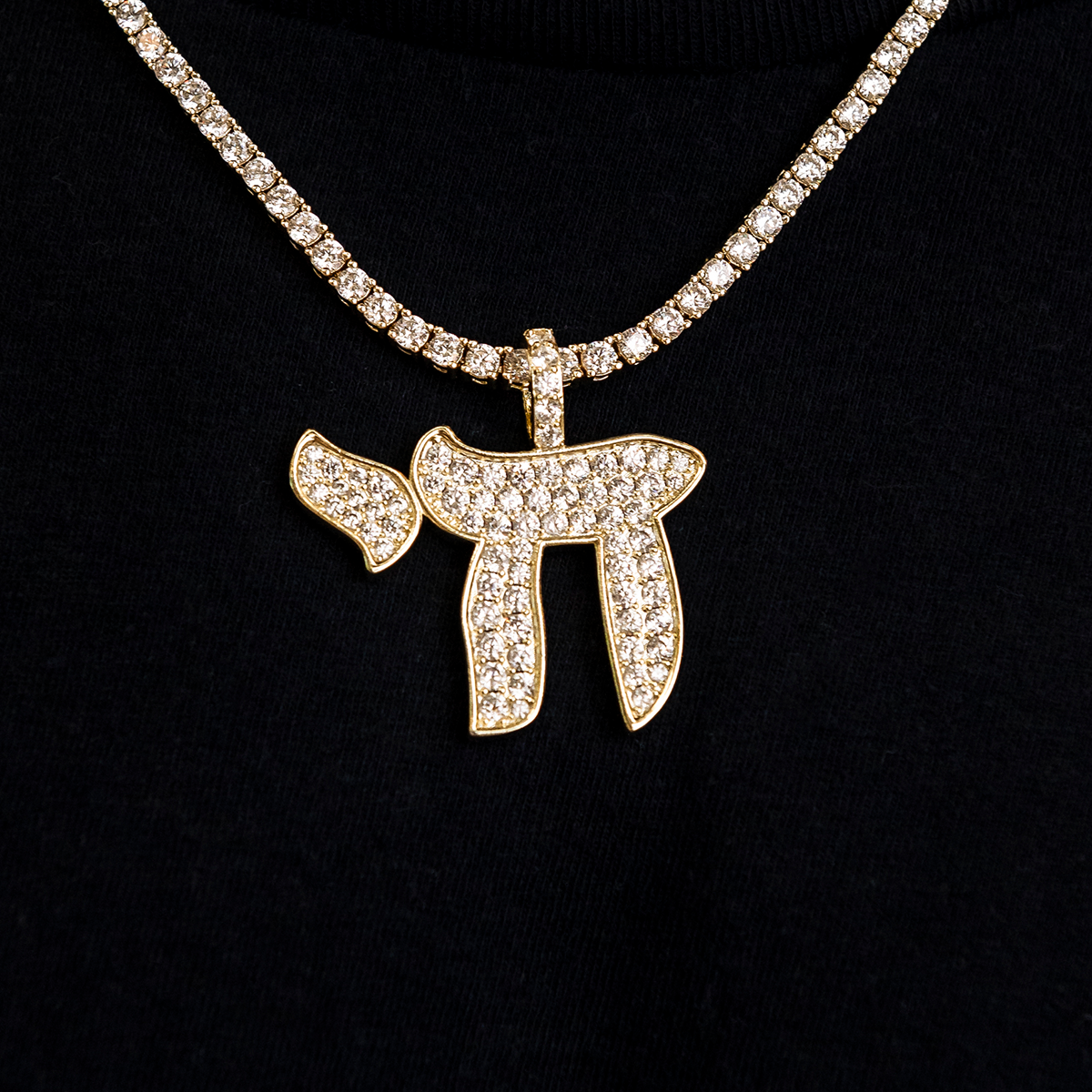 GLD PROMO Iced Chai Pendant