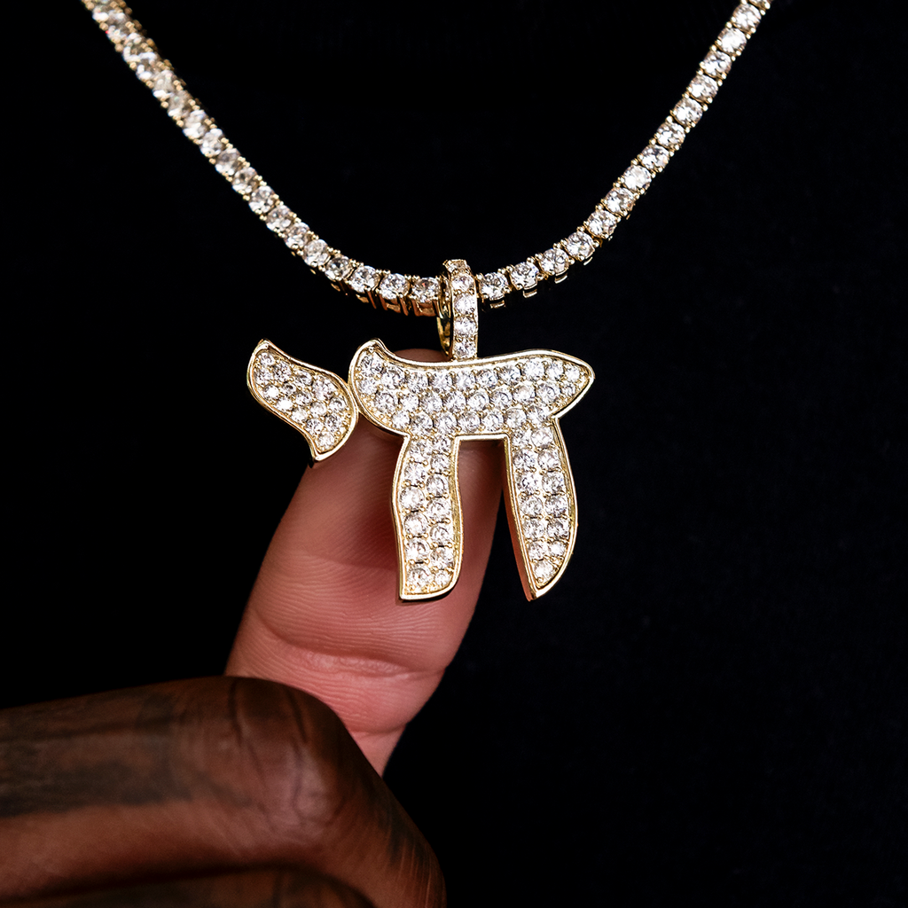 GLD PROMO Iced Chai Pendant