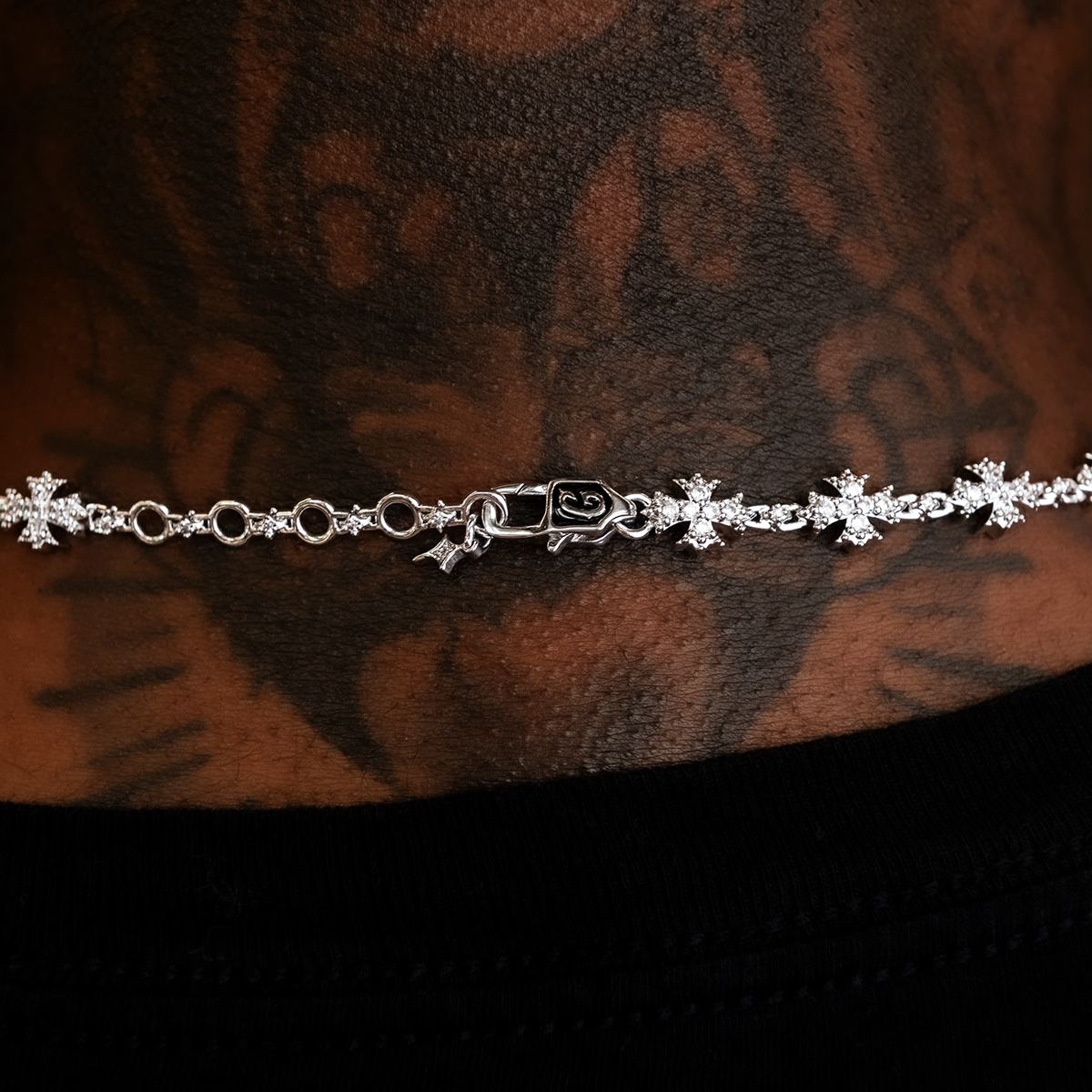 GLD Men Flared Cross Rosary Chain in White Gold - 8mm