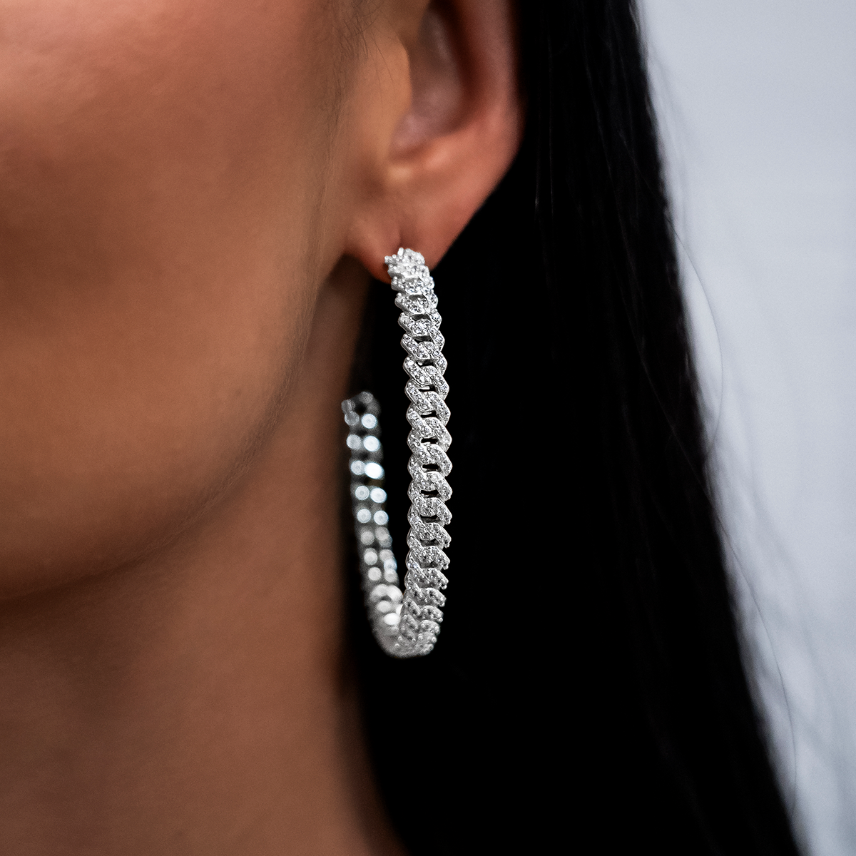 GLD Women Diamond Prong Hoop Earrings in White Gold