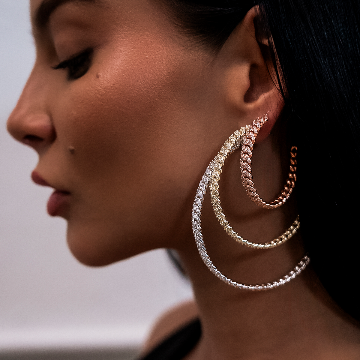 GLD Women Diamond Prong Hoop Earrings in White Gold