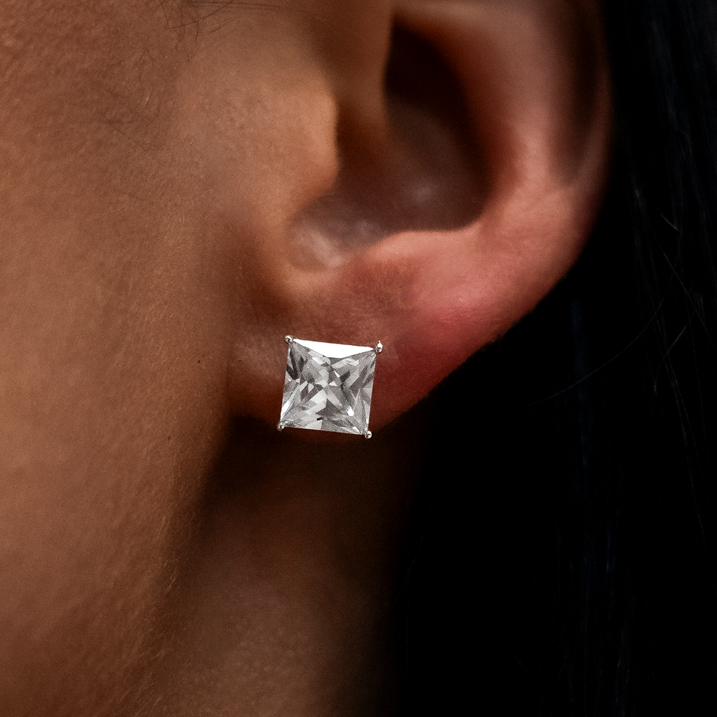 GLD PROMO - WOMEN 7mm Princess Cut Diamond Stud Earrings in White Gold