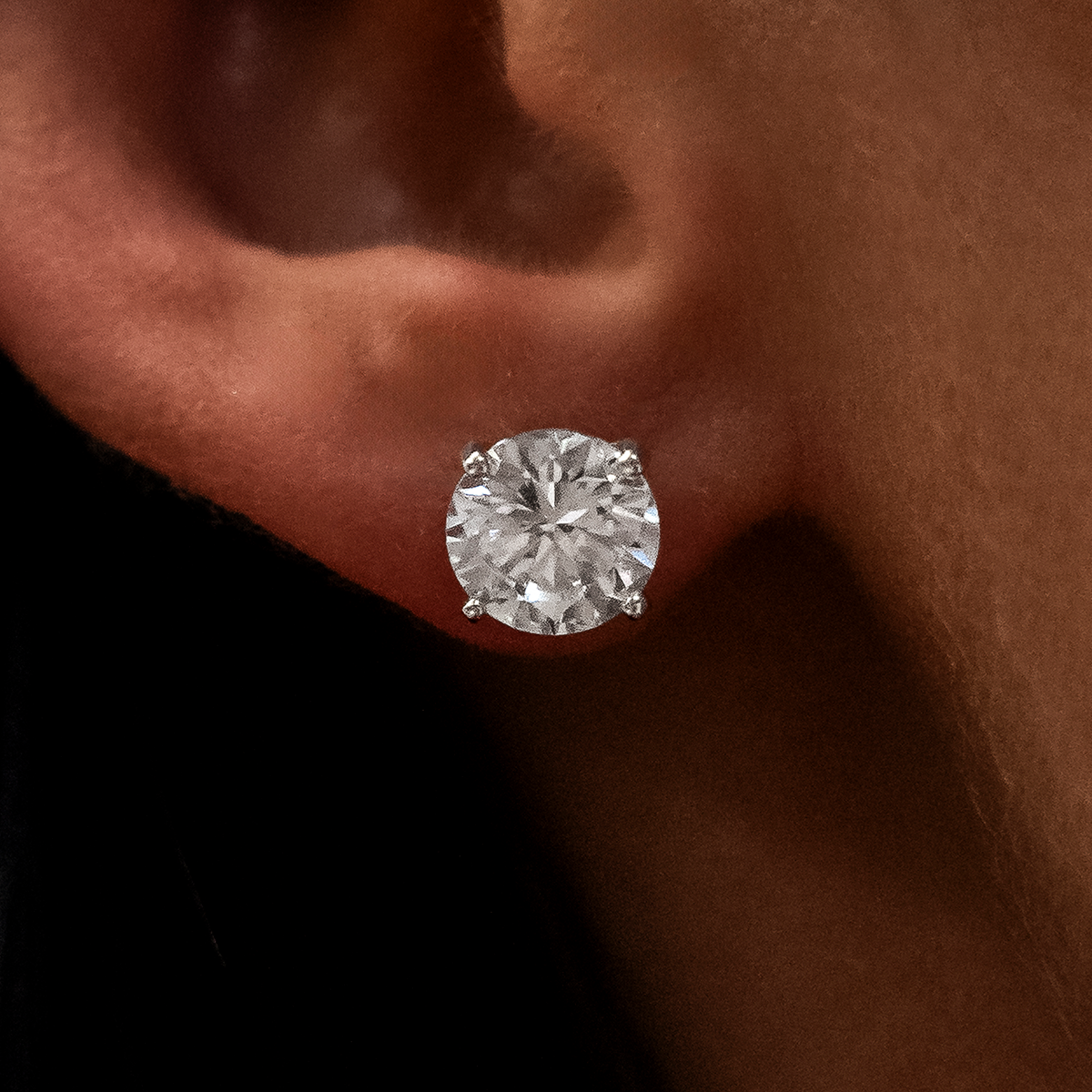 GLD PROMO - WOMEN 8mm Round Cut Diamond Stud Earrings in White Gold