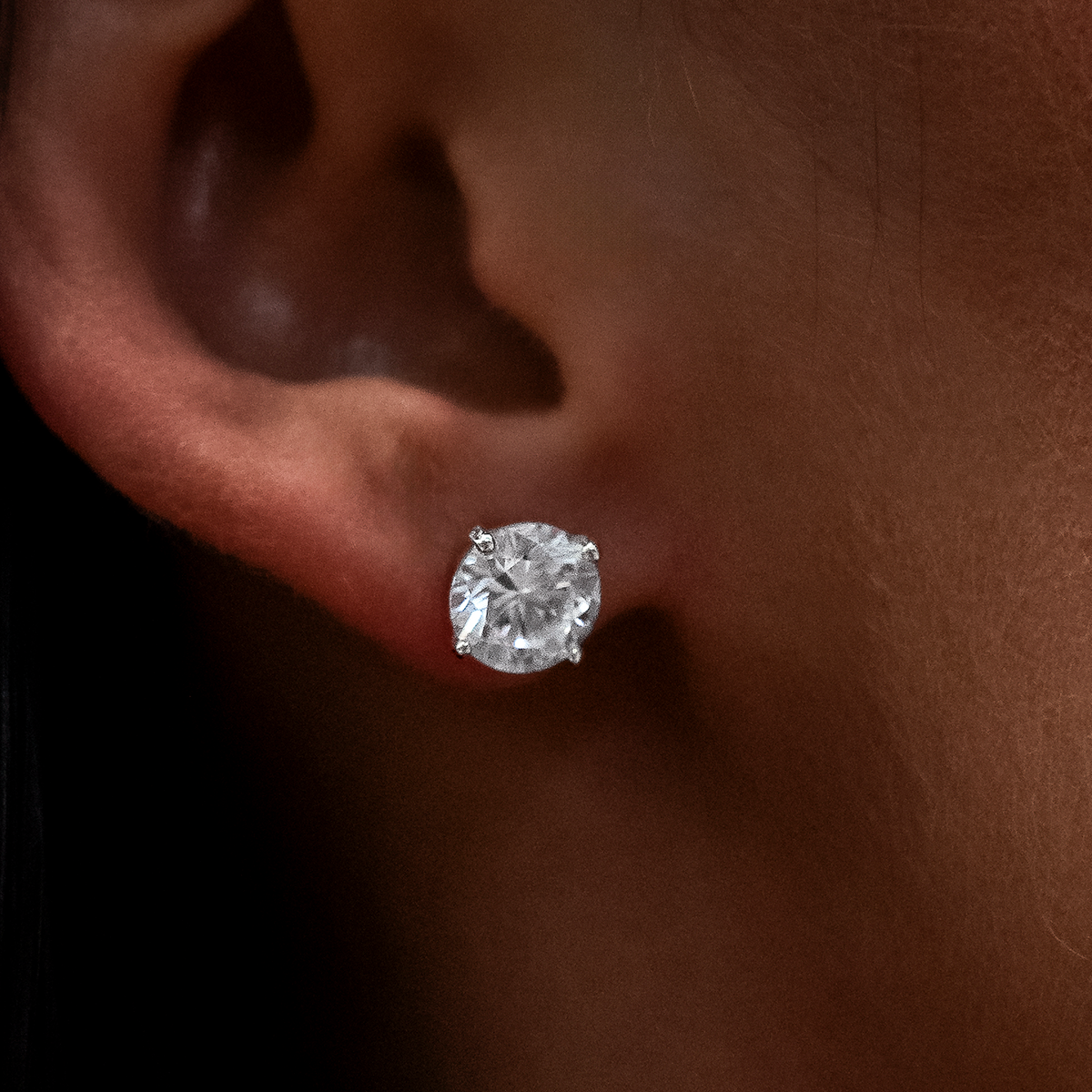 GLD PROMO - WOMEN 8mm Round Cut Diamond Stud Earrings in White Gold