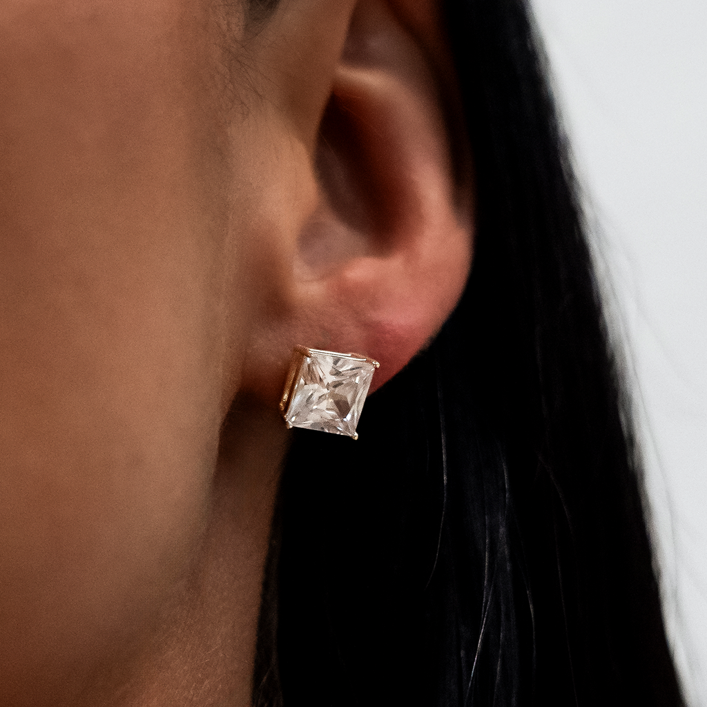 GLD Women GLD 8mm Princess Cut Diamond Stud Earrings in Yellow Gold