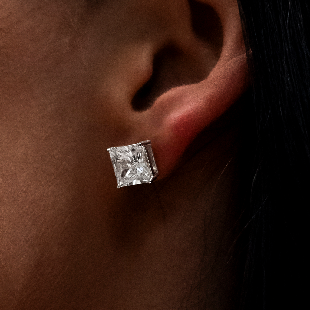 GLD Women GLD 8mm Princess Cut Diamond Stud Earrings in White Gold