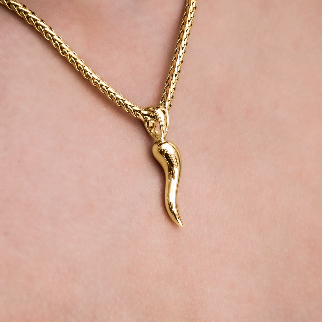 GLD Women Italian Horn Pendant in Yellow Gold