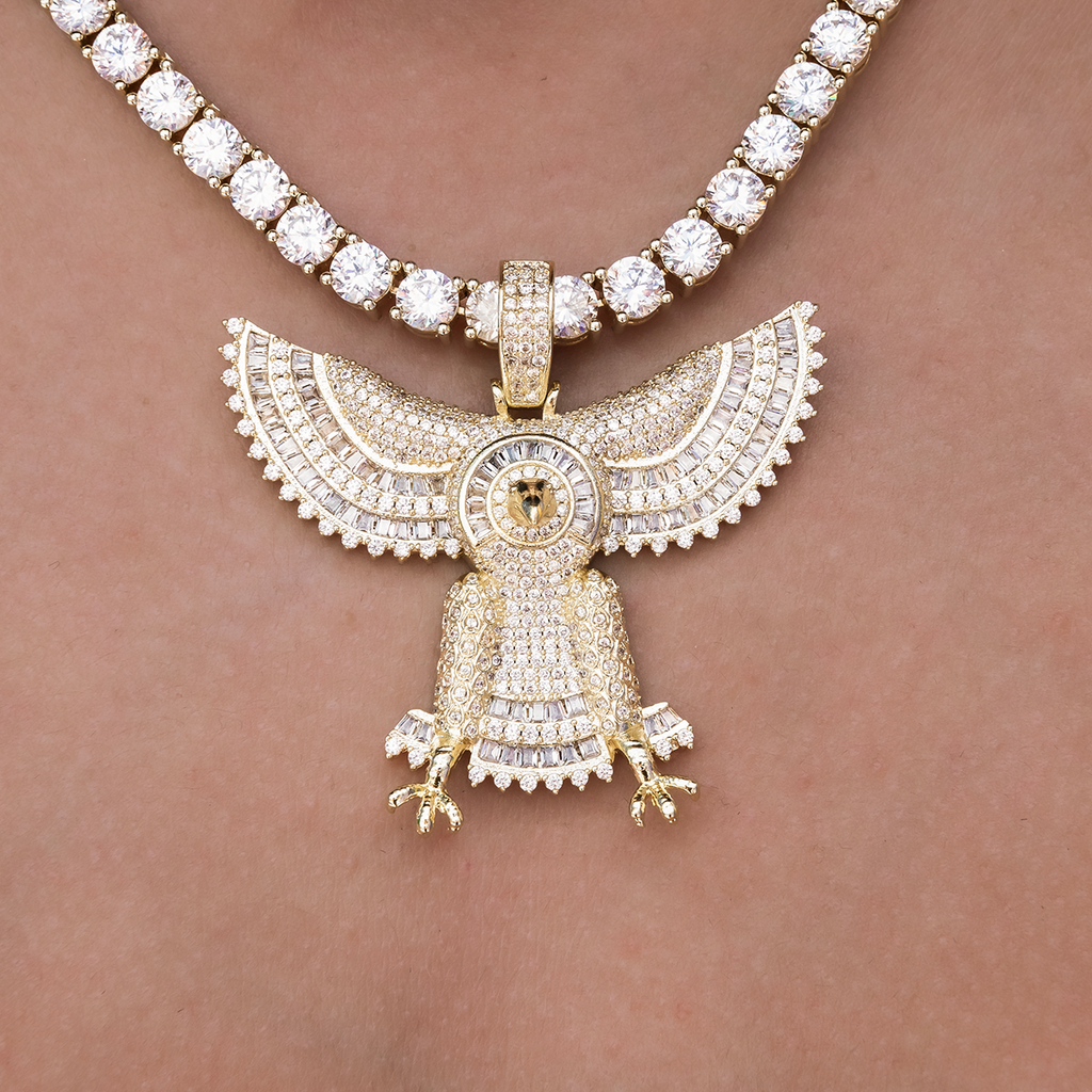 GLD Women Horus Pendant
