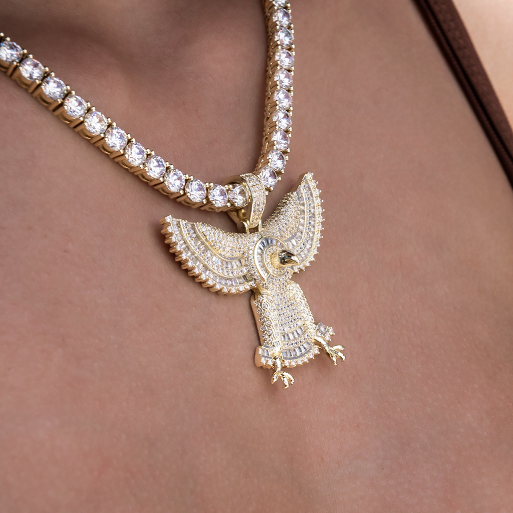 GLD Women Horus Pendant