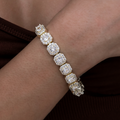 GLD PROMO - WOMEN Clustered Tennis Bracelet in Yellow Gold- 8.5mm