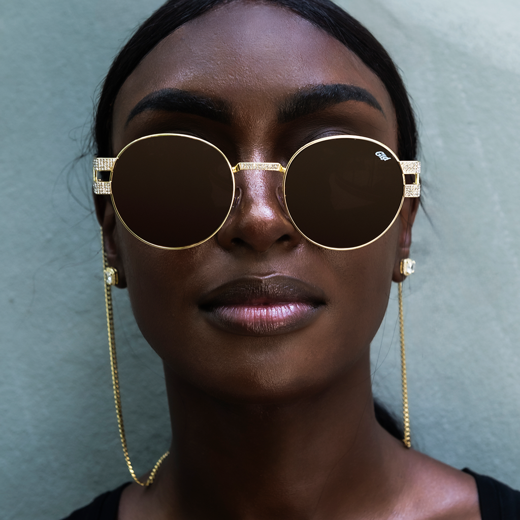GLD PROMO - WOMEN Miami Avenue Sunglasses in Yellow Gold with Sunglass Chain