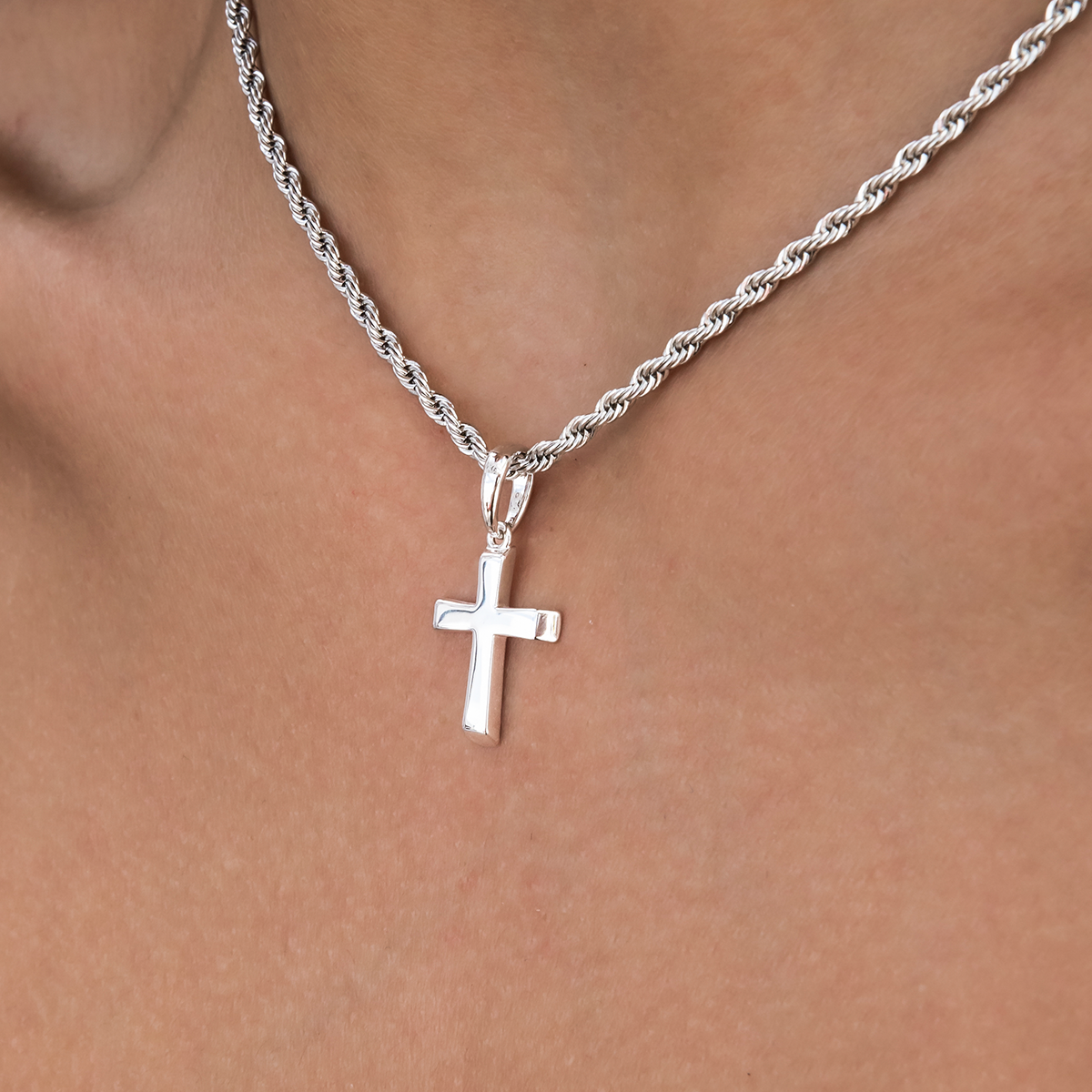 GLD Women Micro Simple Cross Pendant in White Gold