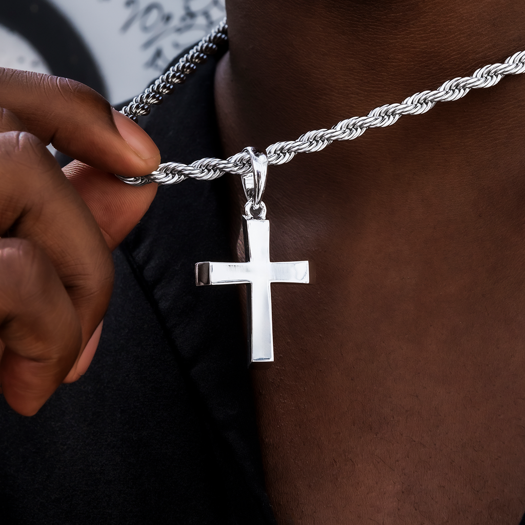 GLD Men Simple Cross Pendant in White Gold