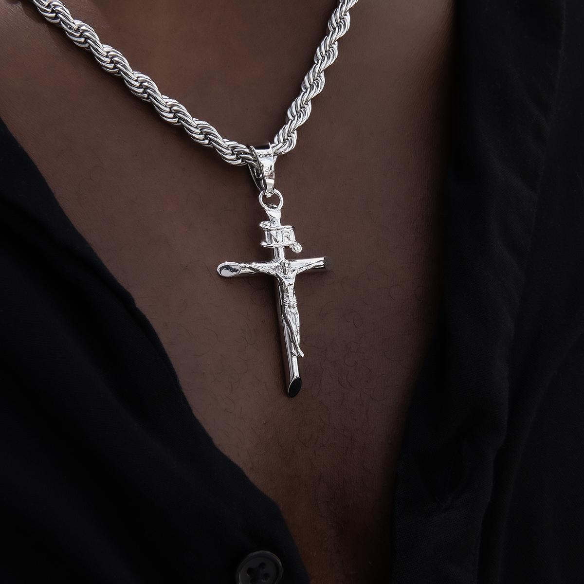 GLD PROMO Large Crucifix Cross Pendant in White Gold