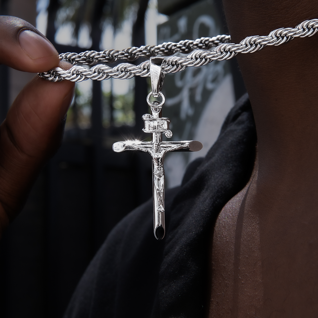 GLD PROMO Large Crucifix Cross Pendant in White Gold
