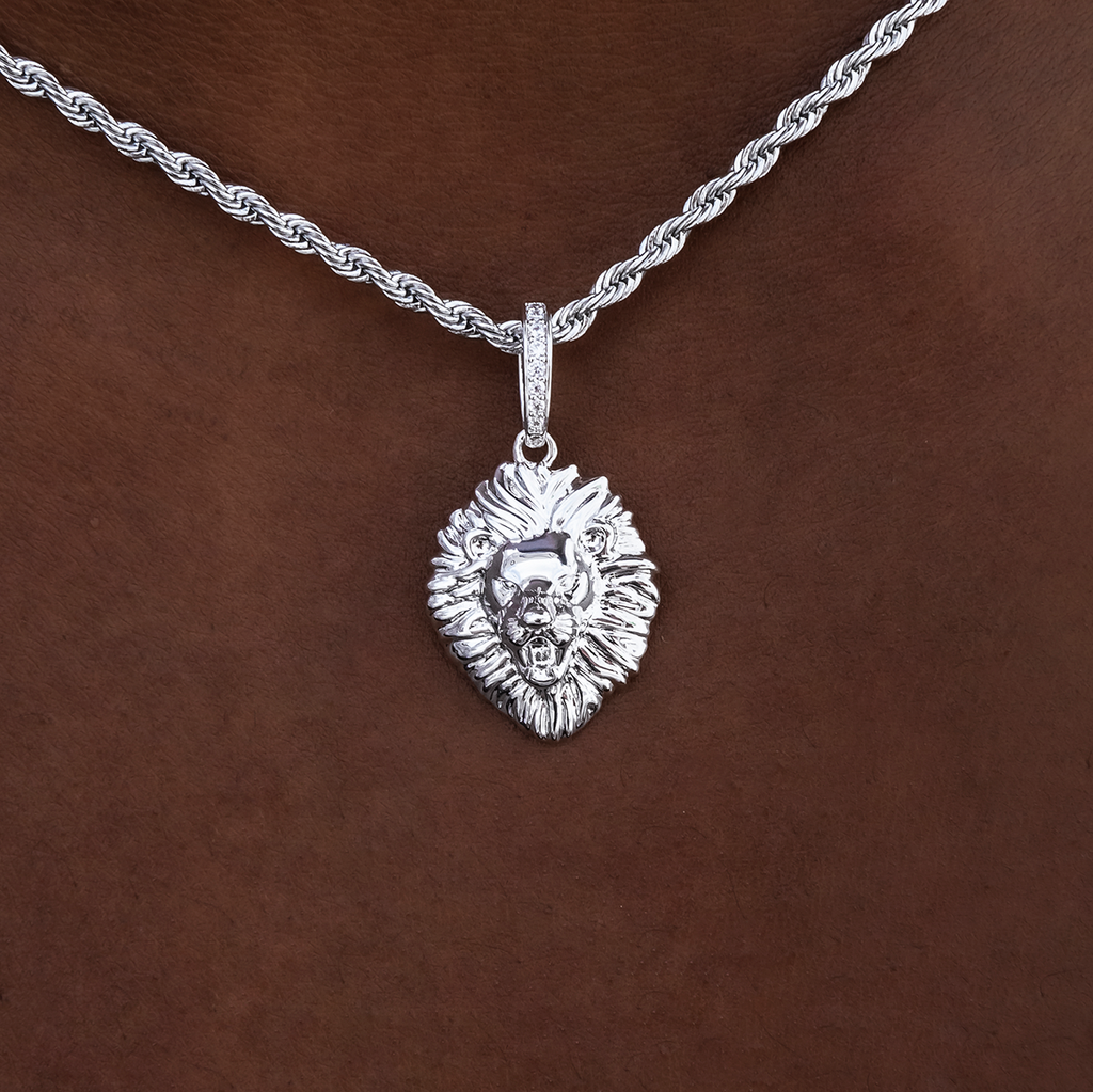 GLD Men Mini Lion Pendant in White Gold