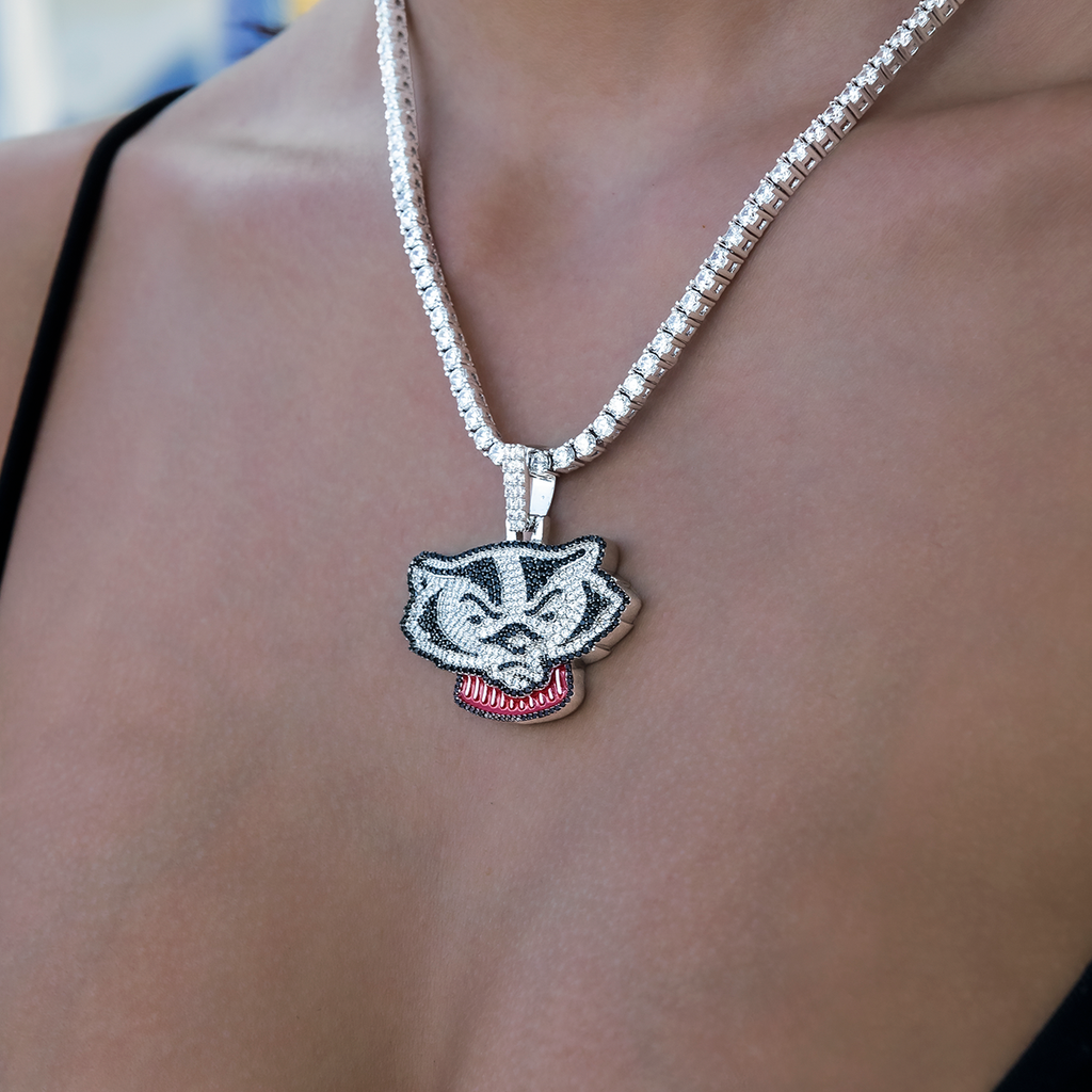 GLD Women Wisconsin Bucky Badger Official NCAA Mascot Pendant