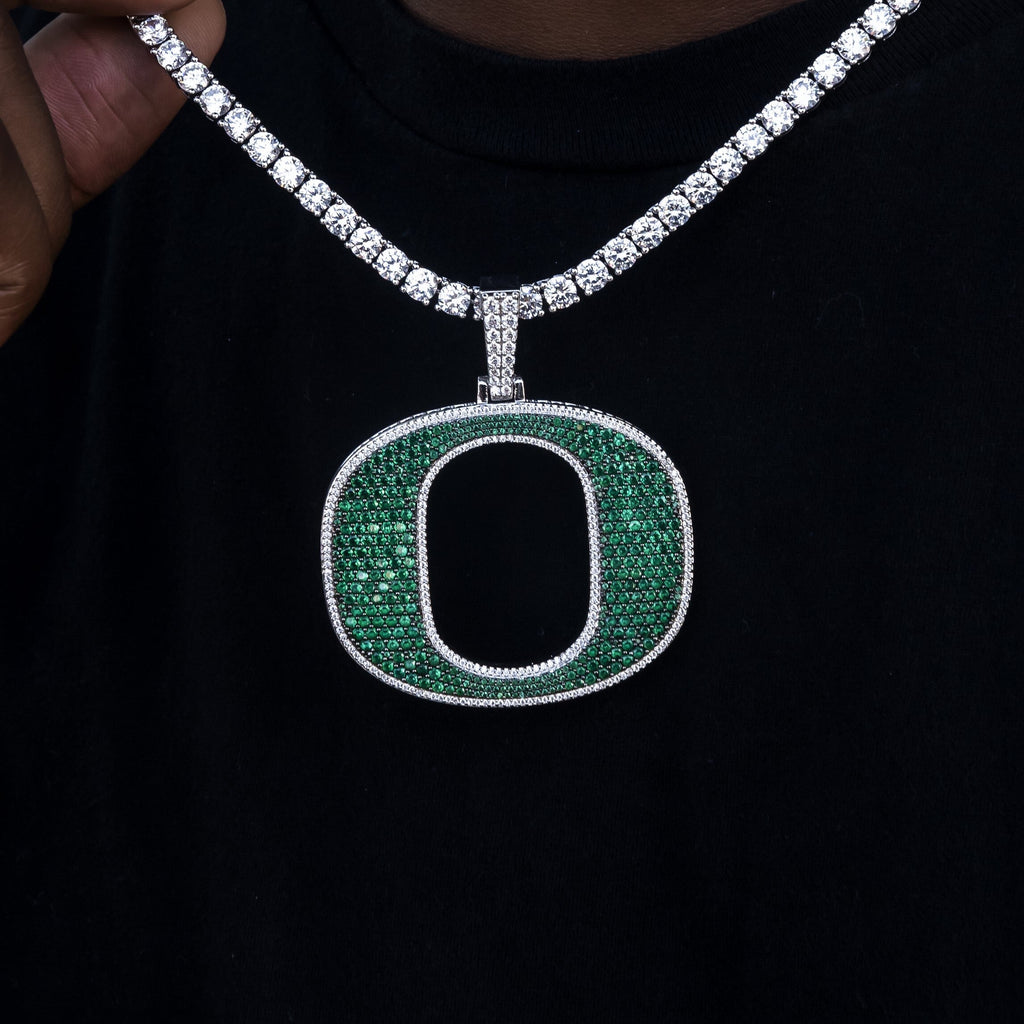 GLD Men Large Oregon Ducks Official NCAA Logo Pendant