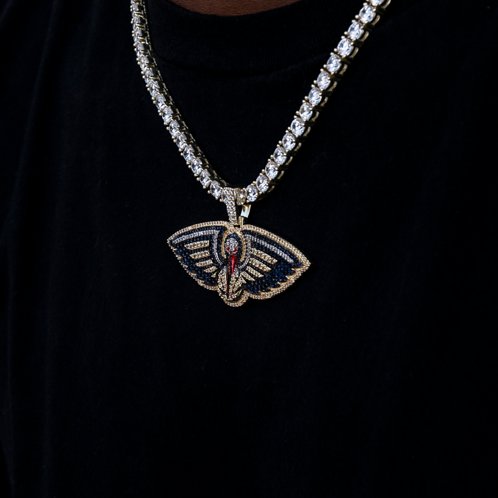 GLD Men New Orleans Pelicans Official NBA 2022 Logo Pendant