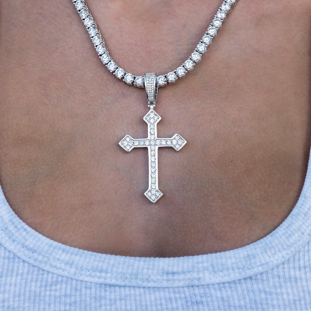 GLD PROMO - WOMEN Large Iced Celtic Cross in White Gold