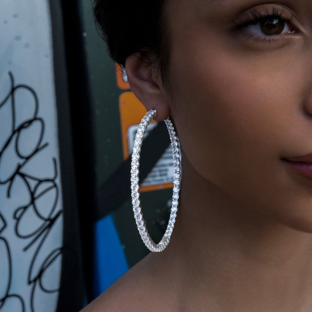 GLD Women GLD Eternity Hoop Earrings in White Gold- 4mm
