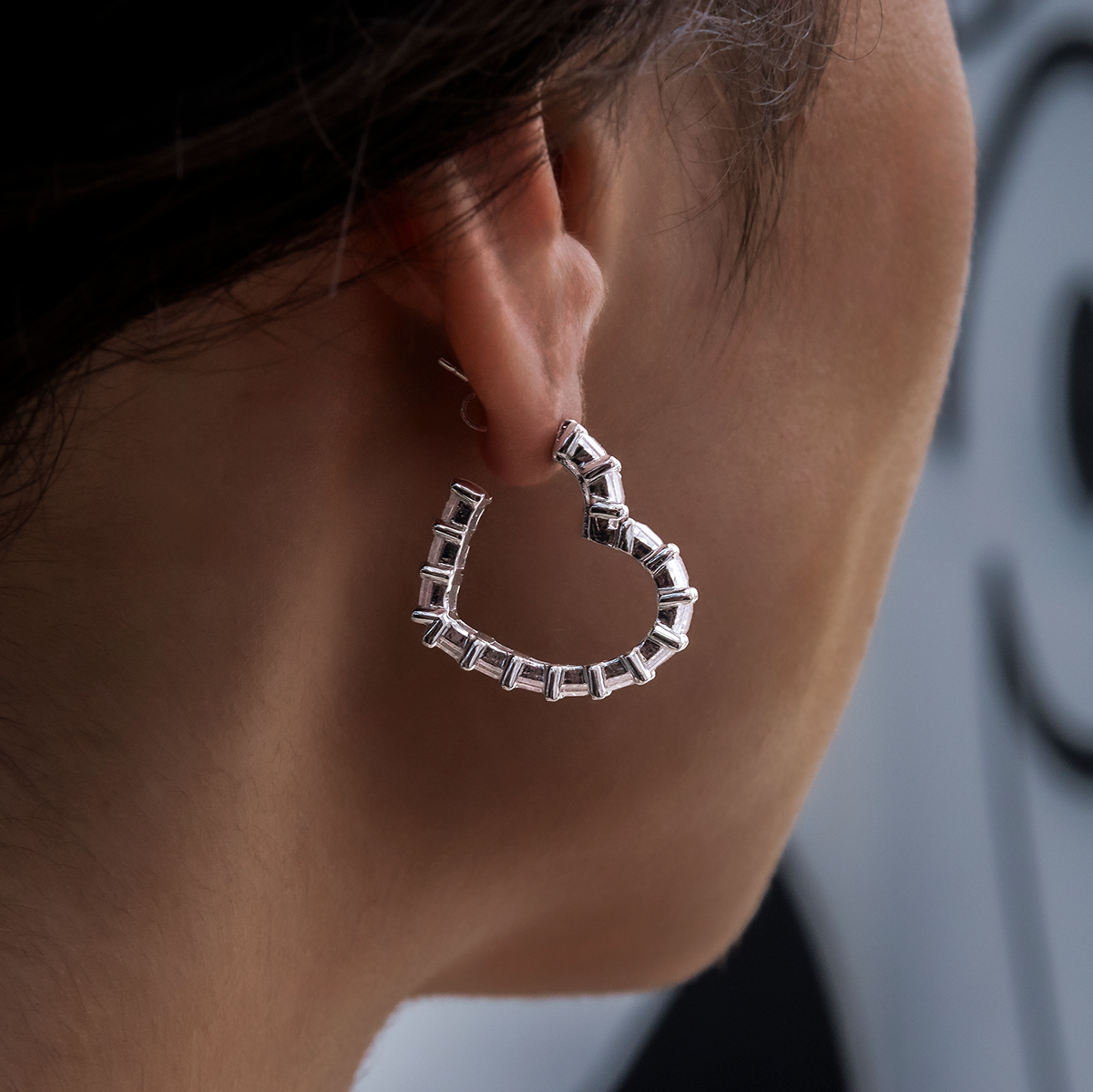 GLD Women GLD Baguette Heart Hoop Earrings - White Gold