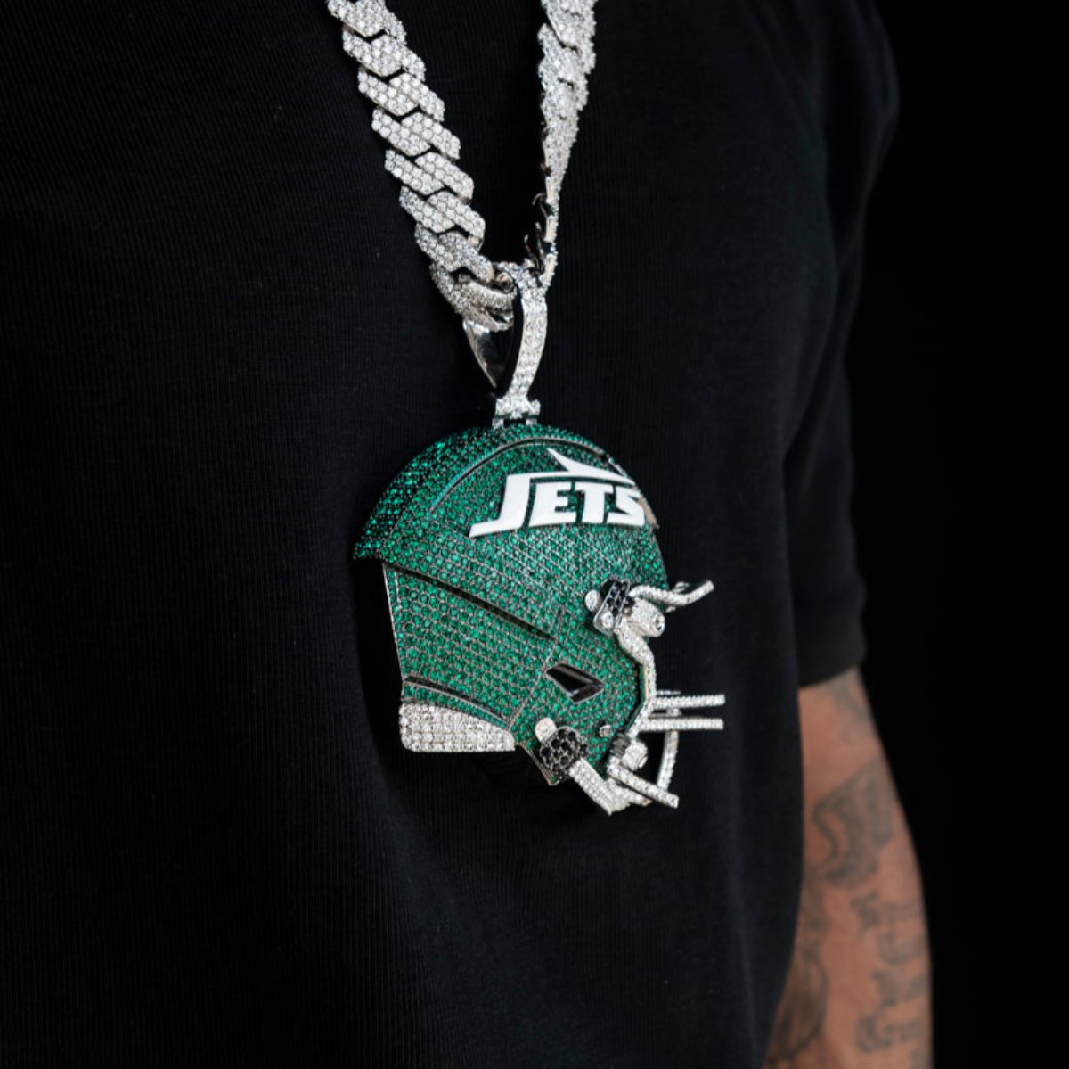 GLD Men Giant New York Jets Official NFL Helmet Pendant