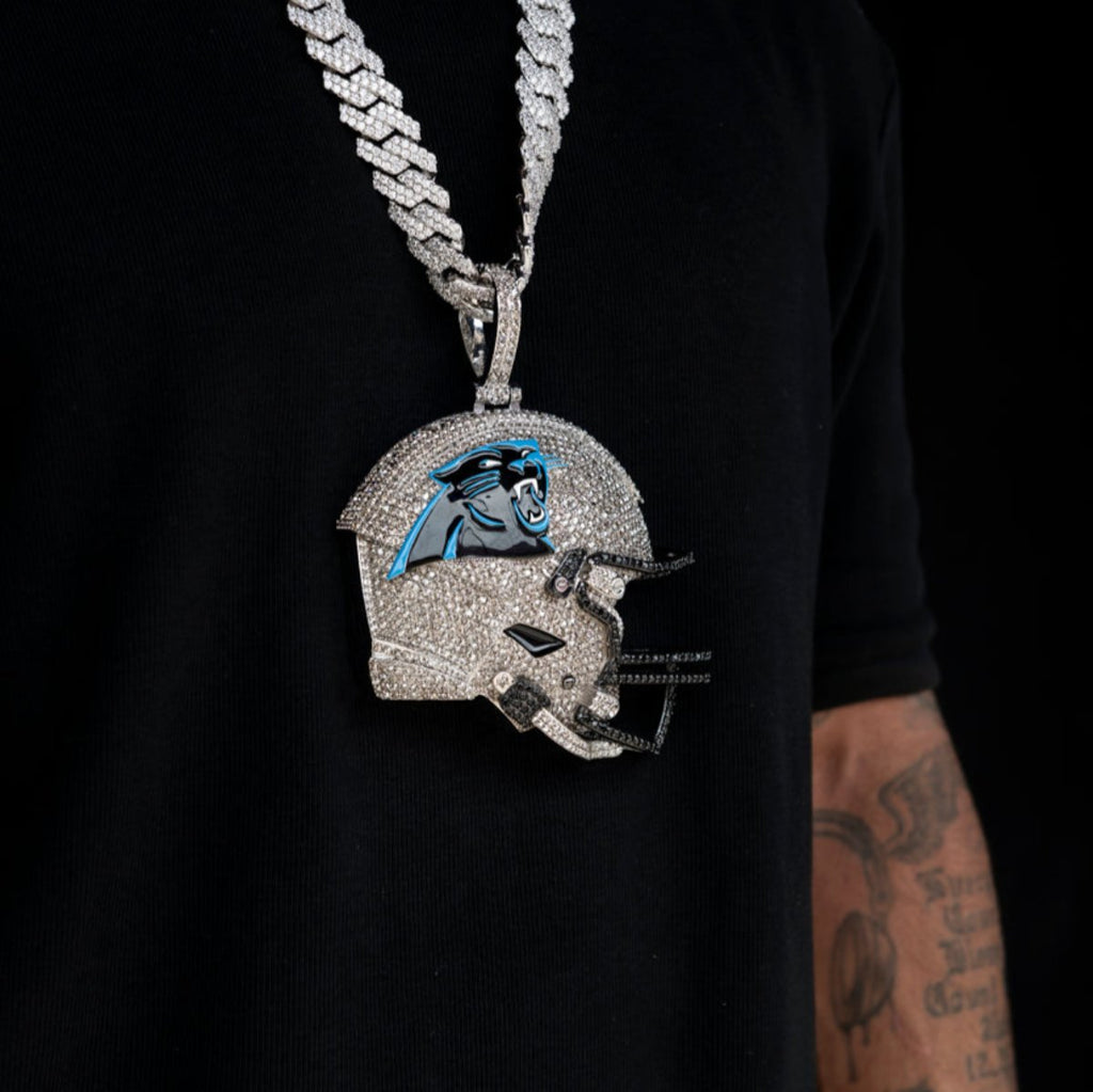 GLD Men Giant Carolina Panthers Official NFL Helmet Pendant