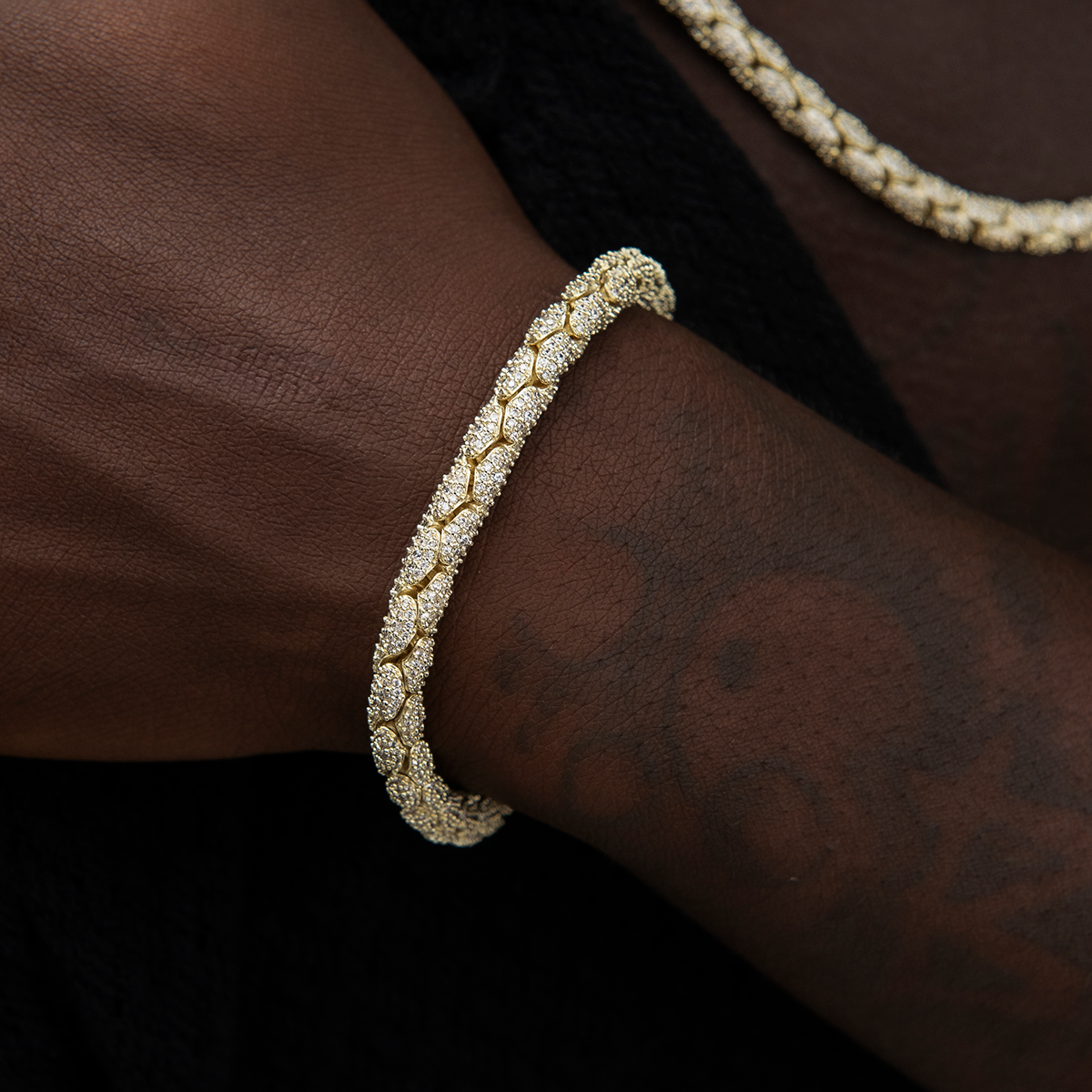 GLD Men Diamond Pave Snake Link Bracelet in Yellow Gold-6mm